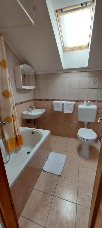 Milijana Apartments Rab Rab Town 0*,