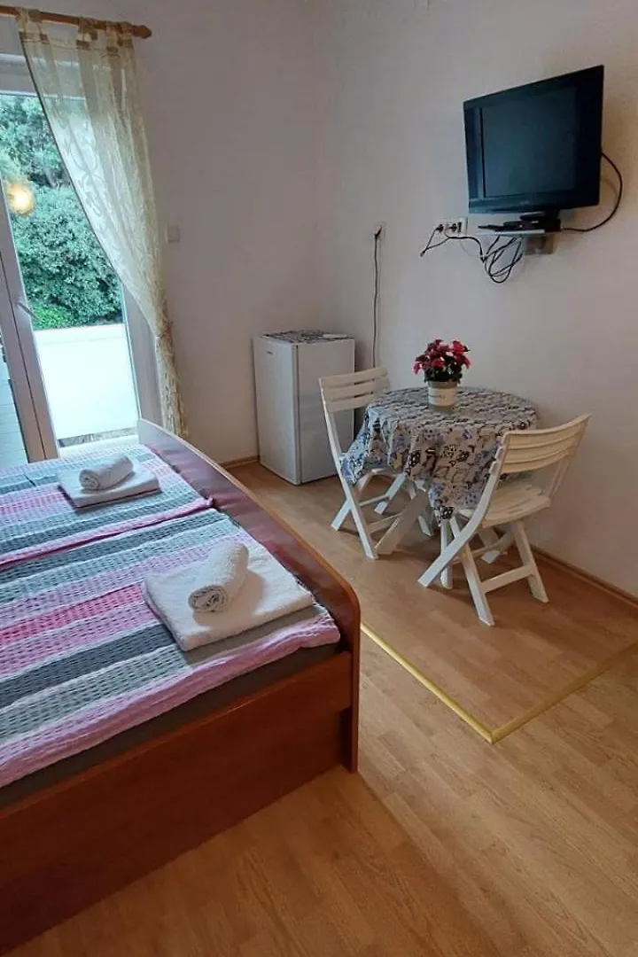 Milijana Apartments Rab Rab Town 0*,